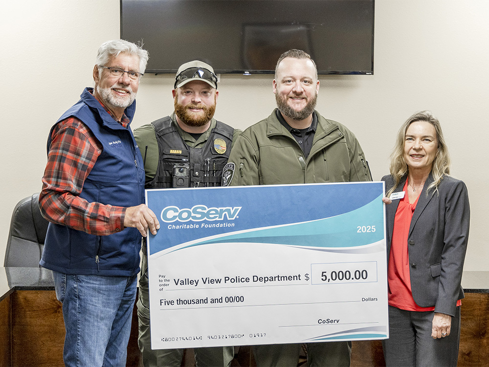 CCF Grant to Valley View Police Department for 5,000 to purchase shields for their police officers (including School Resource Officers).

Lynn Stucky - CoServ Board of Directors, Jennifer Ebert - CCF, Justin Stamps - Valley View Police Sergeant, Dylan Harris - Valley View Police Sergeant